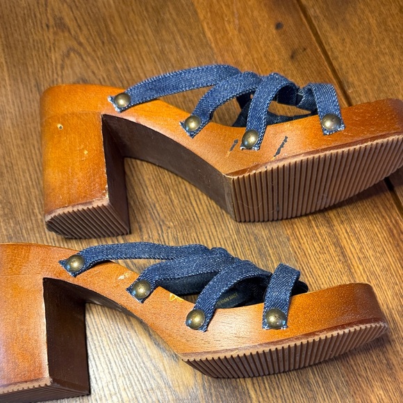 Anna Sui Denim Blue Candies Clogs - Picture 2 of 5